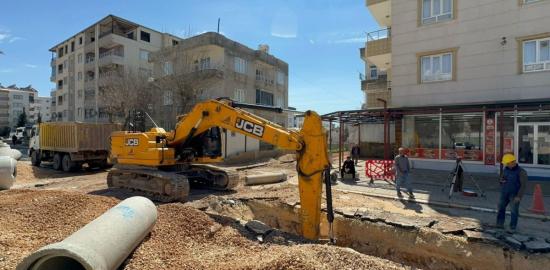 Adıyaman Kayalık Mahallesi’nde kanalizasyon hattı yenileniyor