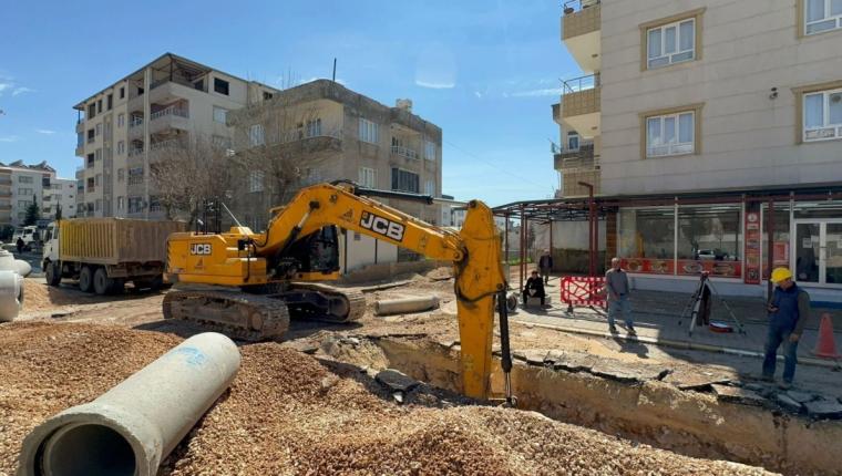 Adıyaman Kayalık Mahallesi’nde kanalizasyon hattı yenileniyor