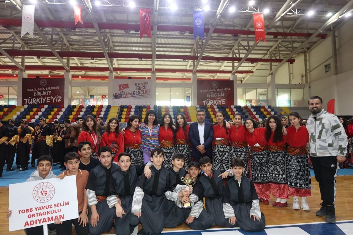 Adıyaman’da Kulüpler Arası Halk Oyunları Yarışmaları Tamamlandı