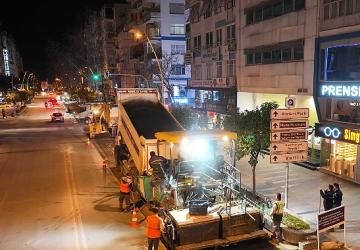 Büyükşehir Belediyesi'nin asfalt çalışmaları sürüyor