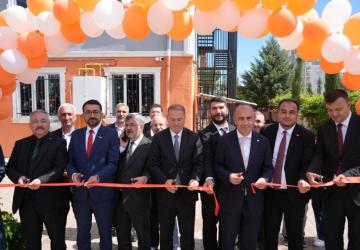 Rektör Prof. Dr. Mehmet Keleş Bilim Şenliği’nde öğrencilerle buluştu