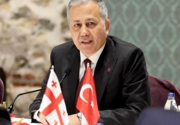 Bakan Yerlikaya duyurdu: Siirt’te 54,6 kilo metamfetamin ele geçirildi