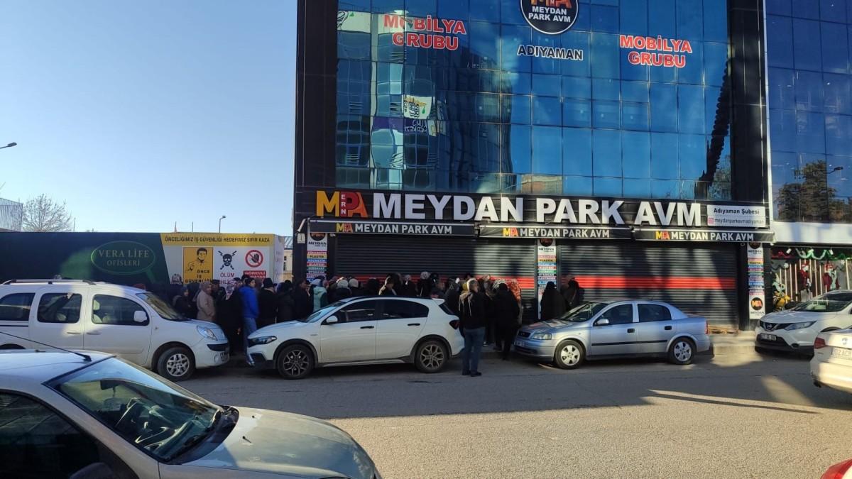 Adıyaman’da indirim fırsatı yoğun ilgi gördü