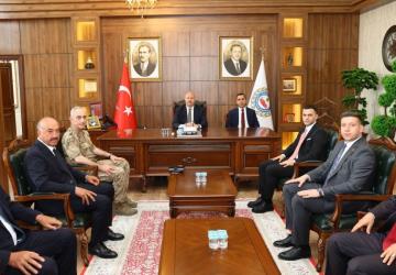 Vali Abdullah Küçük Gölbaşı Kaymakamlığı’nı ziyaret etti