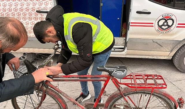 Konya Büyükşehir “Dünya Kışın İşe Bisikletle Gitme Günü" Kapsamında Etkinlikler Düzenliyor