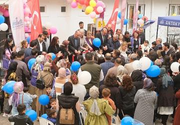 KEDV, Antakya Belediyesi iş birliği ile yeni bir merkez daha açtı