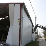 Nilüfer'de tarım alanındaki 900 metrekarelik kaçak yapı yıkıldı