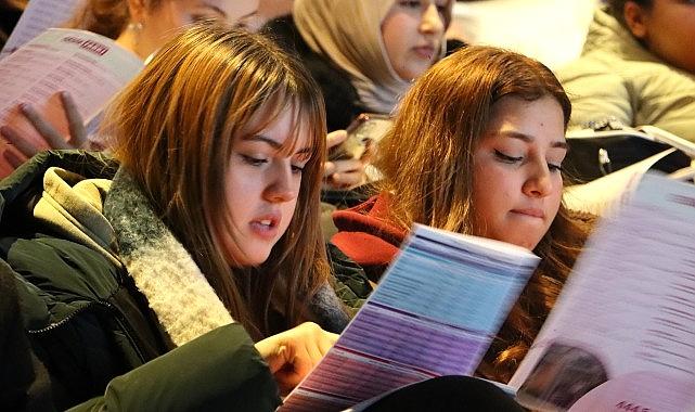 Maltepe Belediyesi'nden Öğrencilere Gelecek Rehberliği