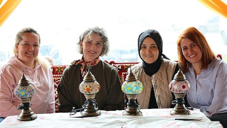 Kartepe Kent Meydanı'nda Sanat Rüzgarı