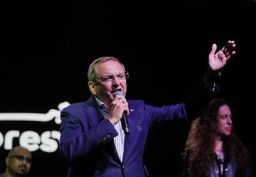 Gastrofest'in İlk Gecesinde Binlerce Kişi Aynı Şarkılarda Buluştu
