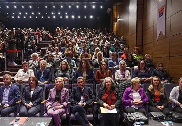 Başkan Köymen, kadınlar günü panelinde konuştu