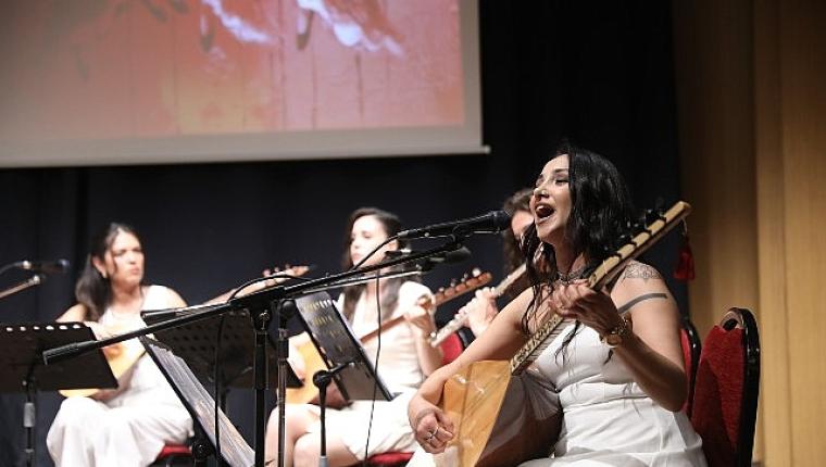 “Kadın Kadına Türküler Konseri" büyük beğeni topladı