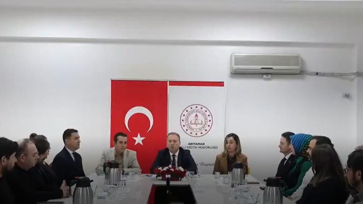 İl Müdürü Ali Tosun, Gölbaşı’nda öğretmenlerle buluştu - Videolu Haber