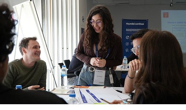 Hyundai Motor Türkiye ve Habitat Derneği'nden Gençlere Eşitlik Odaklı Design Jam Etkinliği.