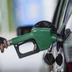 Akaryakıt fiyatlarında beklenen artış son anda durduruldu