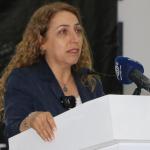 ADIYAMAN (PHA) - Murat KAYIŞ - DEM Parti Mardin Milletvekili Saliha Aydeniz, Adıyaman Belediyesi Abdülhamit Han Kültür Merkezi’nde düzenlenen merhum Sırrı Süreyya Önder’i anma gecesine katıldı.