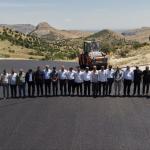 ADIYAMAN (PERRE) - Şeriban ÖZÇAKMAK - Adıyaman İl Özel İdaresi tarafından Kahta ilçesi Dumlu-Alidam Köy Yolu üzerinde yürütülen BSK sıcak asfalt çalışmalarının devam ettiği bildirildi.