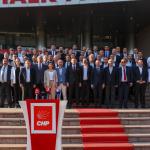 ANKARA (PHA) - Murat KAYIŞ - Cumhuriyet Halk Partisi’nin (CHP) 81 il başkanı, Ankara’da bir otelde düzenlenen toplantının ardından CHP Genel Merkezi önünde ortak bir basın açıklaması yaptı.