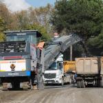 SAKARYA (PERRE) - Hasan GÜLER - Akyazı Belediyesi, Akyazı- Küçücek Yolu'nun yenilenmesi için çalışmalara başladı.