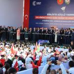KAHRAMANMARAŞ (PHA) - Rojin SÜNGÜ - Cumhurbaşkanı Recep Tayyip Erdoğan, Azerbaycan Cumhurbaşkanı İlham Aliyev ile birlikte Kahramanmaraş’taki Azerbaycan Mahallesi’nde düzenlenen 250 Bininci Afet Konutu Anahtar Teslimi ve...