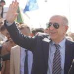 İSTANBUL (PHA) - Mustafa TEKİN – Zafer Partisi Genel Başkanı Ümit Özdağ, sosyal medya paylaşımları nedeniyle “halkı kin ve düşmanlığa alenen tahrik etmek” suçlamasıyla yargılandığı davada 2 yıl 4 ay 3 gün hapis cezasına...