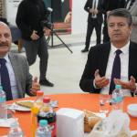 ADIYAMAN (PERRE) - Şeriban ÖZÇAKMAK-Berfin GÜZRBÜZ-Sibel TURAN - Adıyaman Belediyesi tarafından düzenlenen iftar programında il protokolü aynı sofrada buluştu.