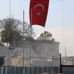 ADIYAMAN (PERRE) - Şeriban ÖZÇAKMAK - Adıyaman'ın sembollerinden biri olan tarihi Ulu Cami'nin restorasyon çalışmaları sürerken, çevredeki esnaf yoğun toz bulutları nedeniyle zor durumda kaldığını dile getirdi.