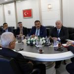 ANKARA (PHA) - Gülbahar SÜNGÜ – Adıyaman Platformu heyeti, Çalışma ve Sosyal Güvenlik Bakan Yardımcısı Ahmet Aydın’ı ziyaret ederek, depremden etkilenen esnafa yönelik borçların silinmesi ve yeni teşviklerin hayata geçir...