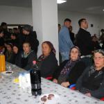 ADIYAMAN (PERRE) - Şeriban ÖZÇAKMAK-Sibel TURAN - Adıyaman'ın Tekpınar Köyü'nde, Alevi Kültür Dernekleri Tekpınar Şubesi tarafından düzenlenen Hızır Lokması programında 6 Şubat depreminde hayatını kaybedenler anıldı, bir...