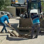 ADIYAMAN (PERRE) - Şeriban ÖZÇAKMAK - Adıyaman Belediyesi, yaklaşan yağış sezonu öncesinde kent genelindeki tüm rögar ve yağmur suyu bacalarında kapsamlı temizlik çalışması başlattı.