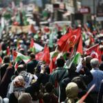 İSTANBUL (PHA) - 
İHH, işgal rejimi İsrail’in yaptığı katliama dur demek için Üsküdar’da ‘Gazze Ölüyor, Ayağa Kalk!