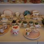 ADIYAMAN (PERRE) - Berfin GÜRBÜZ- Sibel TURAN-Öğretmenlikten çini ve seramik ustalığına uzanan yolculuğuyla dikkat çeken iş kadını ve yazar Nazan Taştan Yapıcı, deprem sonrası hobisini nasıl mesleğe dönüştürdüğünü, giriş...