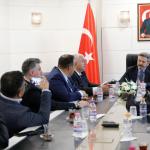 ANKARA (PHA) - Gülbahar SÜNGÜ – Adıyaman Platformu heyeti, Çalışma ve Sosyal Güvenlik Bakan Yardımcısı Ahmet Aydın’ı ziyaret ederek, depremden etkilenen esnafa yönelik borçların silinmesi ve yeni teşviklerin hayata geçir...