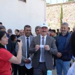 ADIYAMAN (PHA) - Adıyaman İl Millî Eğitim Müdürü Ali Tosun, Mevlana Ortaokulu tarafından düzenlenen TÜBİTAK 4006 Bilim Fuarı Açılış Programı’na katıldı.