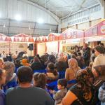 ADIYAMAN (PERRE) - Şeriban ÖZÇAKMAK - Kahta Belediyesi'nin kurduğu Ramazan Çarşısı'nda 8 Mart Dünya Kadınlar Günü dolayısıyla düzenlenen etkinlikte Belediye Başkanı Mehmet Can Hallaç ve AK Parti Kahta İlçe Başkanı Gaffar...