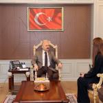 ADIYAMAN (PHA) - Adıyaman Valisi Osman Varol, her hafta düzenlediği halk günü buluşmalarında vatandaşların taleplerini, ihtiyaç ve sorunlarını dinliyor.