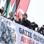 İSTANBUL (PHA) - 
İHH, işgal rejimi İsrail’in yaptığı katliama dur demek için Üsküdar’da ‘Gazze Ölüyor, Ayağa Kalk!