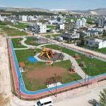 ADIYAMAN (PERRE) - Şeriban ÖZÇAKMAK - Adıyaman Belediyesi tarafından Yeşilyurt Mahallesi'nde yapımı tamamlanan Yeşilyurt Parkı, 8 Haziran Pazartesi günü düzenlenecek törenle hizmete açılacak.