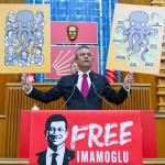 ANKARA (PHA) - Gülbahar SÜNGÜ – Cumhuriyet Halk Partisi (CHP) Genel Başkanı Özgür Özel, partisinin TBMM'deki grup toplantısında gündeme ilişkin çarpıcı açıklamalarda bulundu.