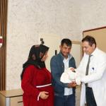 ŞANLIURFA (PHA) - Gülbahar SÜNGÜ - Şanlıurfa’da yaşayan Abdulkadir ve Hedle Olgun çifti, 15 yıl süren çocuk hasretine Harran Üniversitesi Hastanesi’nde son verdi.