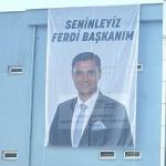 MANİSA (PHA) - Rojin SÜNGÜ - Manisa Büyükşehir Belediye Başkanı Ferdi Zeyrek, elektrik çarpması sonucu ağır yaralanarak yoğun bakıma alındı.