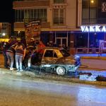 ADIYAMAN (PHA) - Adıyaman'ın Besni ilçesinde, alkollü sürücü yaktığı otomobili küle döndü.