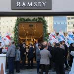 ADIYAMAN (PERRE) - Şeriban ÖZÇAKMAK - Türkiye'nin önde gelen giyim markalarından Ramsey'in Adıyaman Gölbaşı Caddesi'nde açılan yeni mağazasının açılışı, protokol ve vatandaşların yoğun katılımıyla gerçekleştirildi.