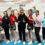 BOLU (PHA) - Ömer KARAKUŞ – 27 Nisan - 2 Mayıs 2025 tarihleri arasında Bolu'da düzenlenen Okullar Arası Muaythai Gençler A-B Türkiye Şampiyonası, 70 ilden 650 sporcunun katılımıyla gerçekleşti.