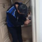 ADIYAMAN (PERRE) - (Murat KAYIŞ) - Adıyaman'da polis ekiplerinin yürüttüğü çalışmalar kapsamında ücret karşılığında fuhuş yapıldığı belirlenen bir ev, alınan komisyon kararı doğrultusunda Adıyaman Belediyesi zabıta ekipl...