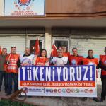 ADIYAMAN (PERRE) - Murat KAYIŞ - Birleşik Kamu-İş Konfederasyonu ve konfederasyona bağlı sendikaların Adıyaman şube üyeleri, Yenimahalle'de bulunan sendikanın konteyner yerleşkesinde bir araya gelerek basın açıklaması dü...