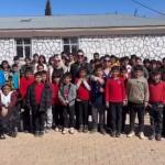 ADIYAMAN (PERRE) - (Murat KAYIŞ) - Türk Kadınlar Birliği Tarsus Şubesi tarafından Adıyaman merkeze bağlı Yukarı Kuşakkaya Köyü'ndeki okulda öğrenim gören 145 öğrenciye bayramlık ayakkabı ve elbise desteğinde bulunuldu.