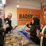 ADIYAMAN (PERRE) - Şeriban ÖZÇAKMAK - Kahta Belediyesi'nin kurduğu Ramazan Çarşısı'nda 8 Mart Dünya Kadınlar Günü dolayısıyla düzenlenen etkinlikte Belediye Başkanı Mehmet Can Hallaç ve AK Parti Kahta İlçe Başkanı Gaffar...