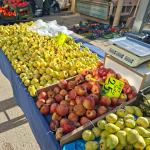 ADIYAMAN (PERRE) - Berfin GÜRBÜZ-Sibel TURAN - Adıyaman'da kurulan semt pazarlarında fiyat hareketliliği sürüyor.