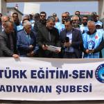 ADIYAMAN (PERRE) - Berfin GÜRBÜZ-Türk Eğitim- Sen Adıyaman şubesi Siverek ilçesinde bir lisede meydana gelen silahlı saldırının ardından bir basın açıklaması gerçekleştirdi.